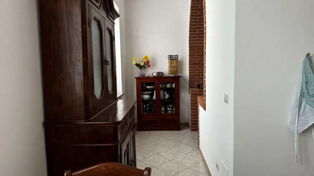 hallway_entrance