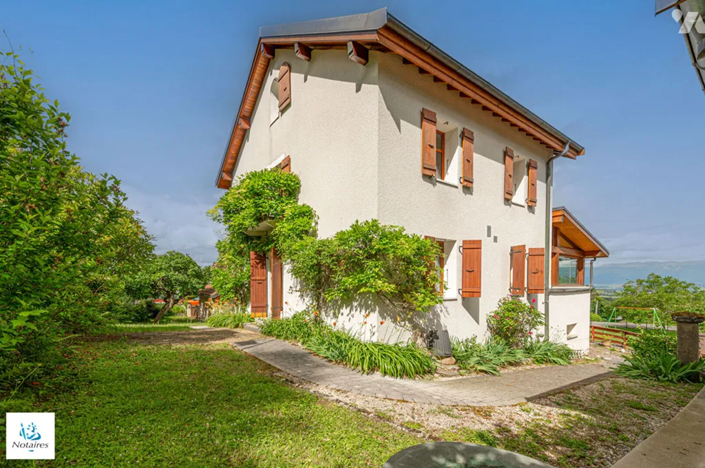 Exterior - Charming Villa with Garden near Geneva