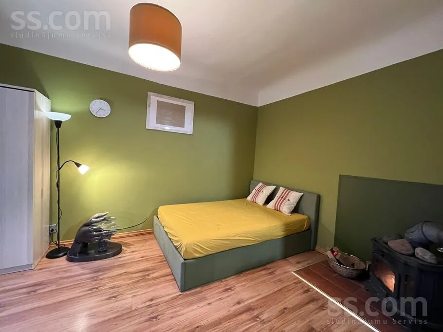 Magamistoad - Studio Apartment with Kitchen in Riga Centre