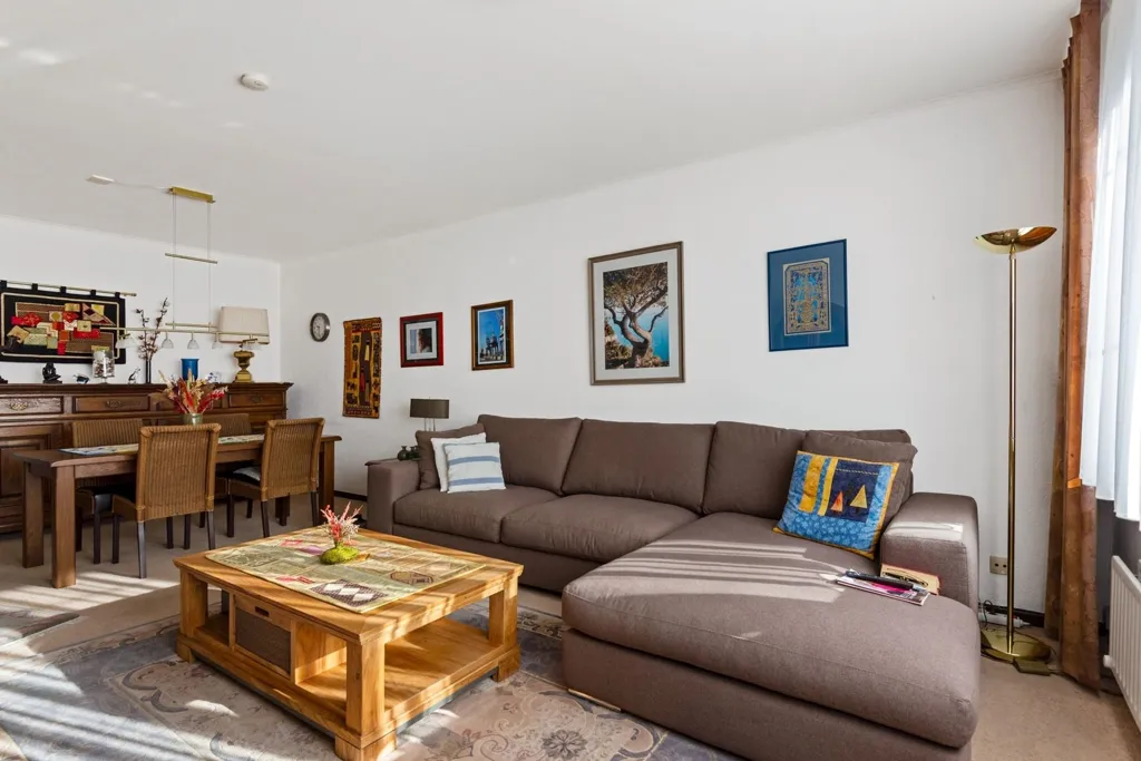 Elutuba - Spacious Apartment with Central Location in Berchem