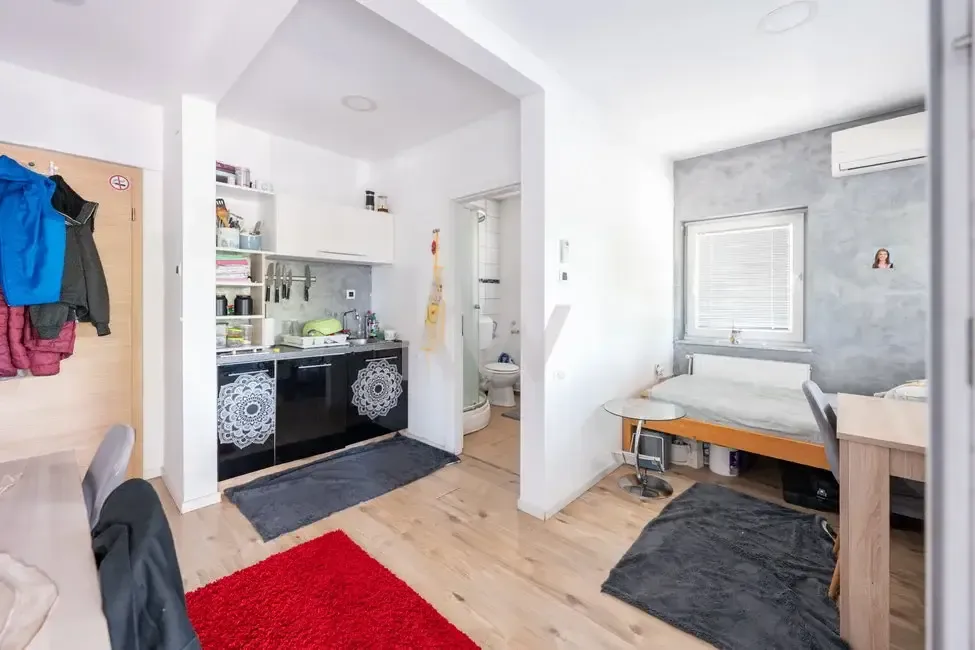 Camere da letto - Renovated Multi-Unit Building in Ljubljana