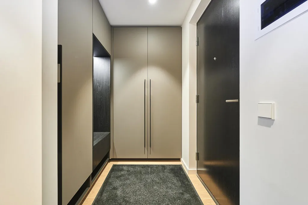 Entrée - Penthouse with South-Facing Balcony in North Tallinn