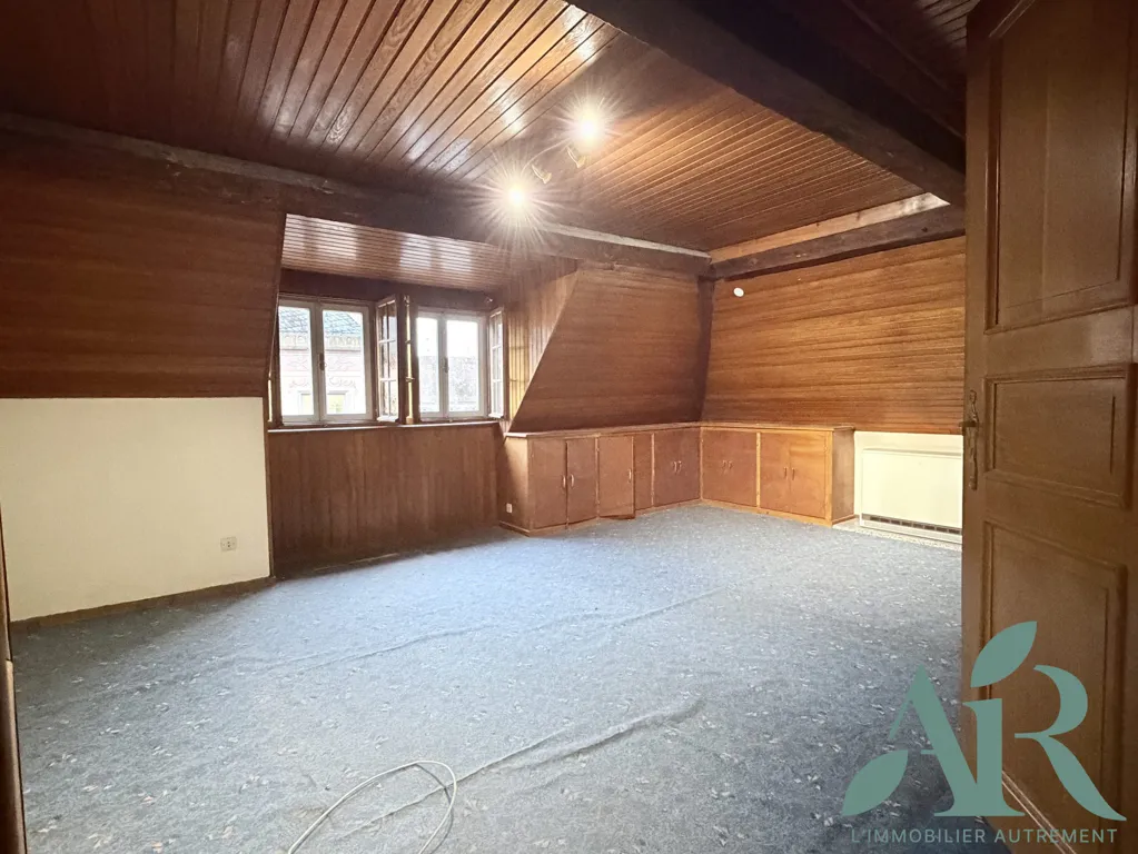 Pièces - Appartement avec Vue Dégagée au Centre-ville d'Obernai
