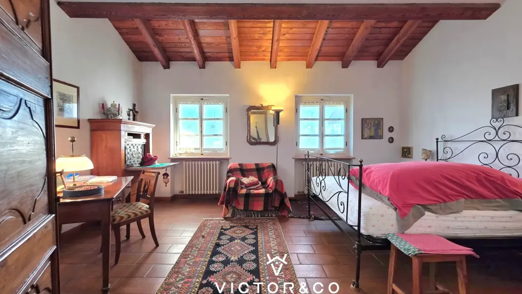 Bedrooms - Villa with Garden in Novara