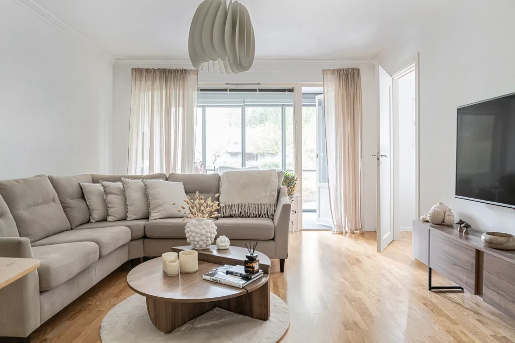 Living Room - Apartment with Balcony and Garden in Fredriksdal