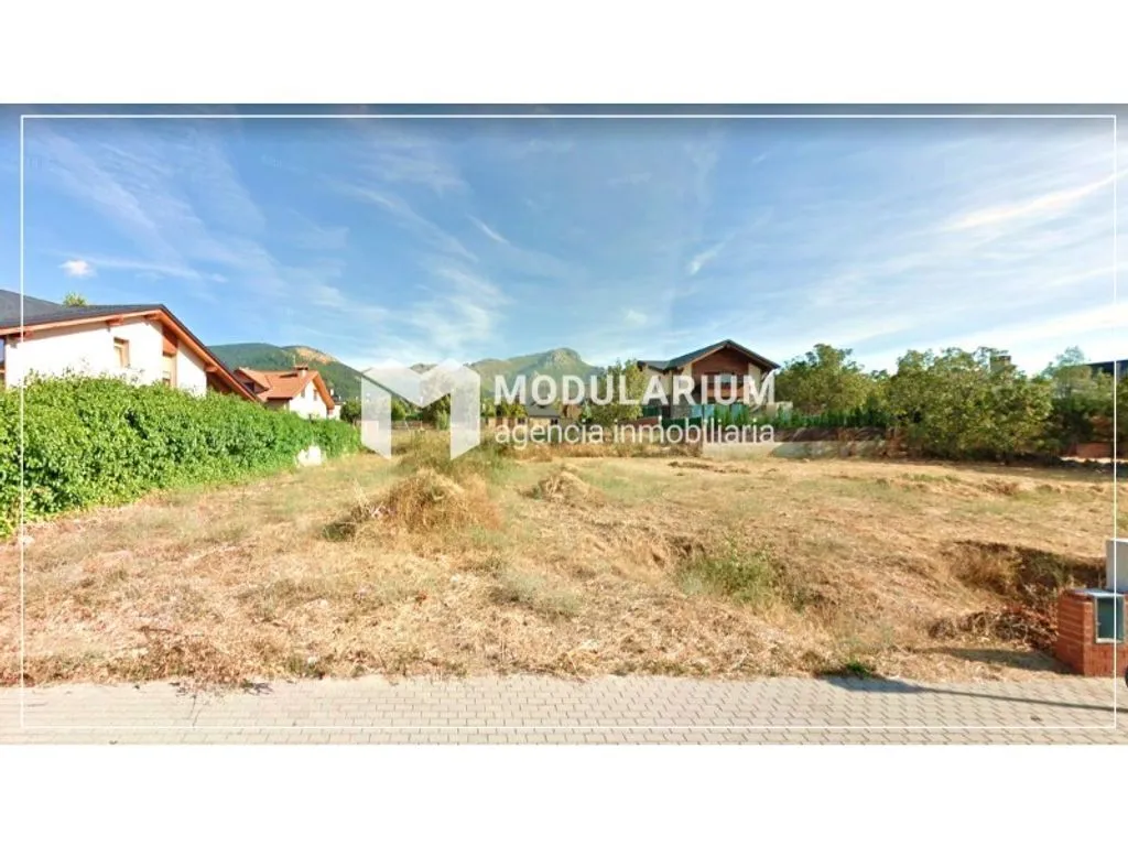 Aed - Building Land with Reservoir View in Navacerrada