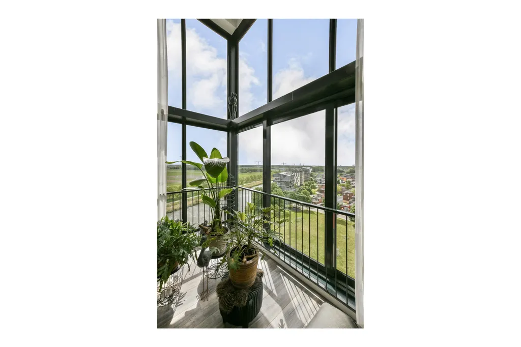 Balcon - Modern Maisonnette with Panoramic View in Almere