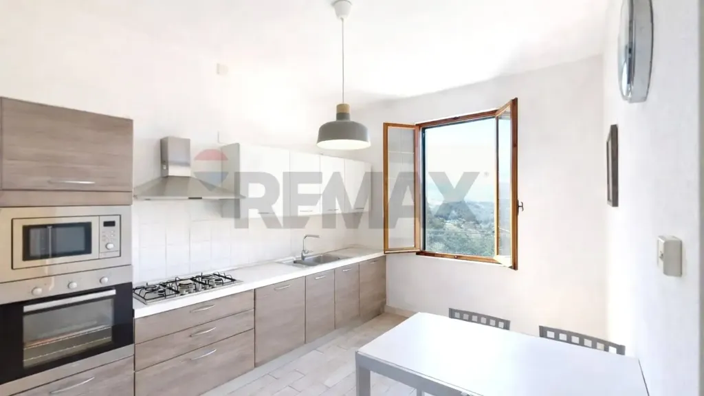 Cuisine - Ristrutturated House with Panoramic View in Beverino