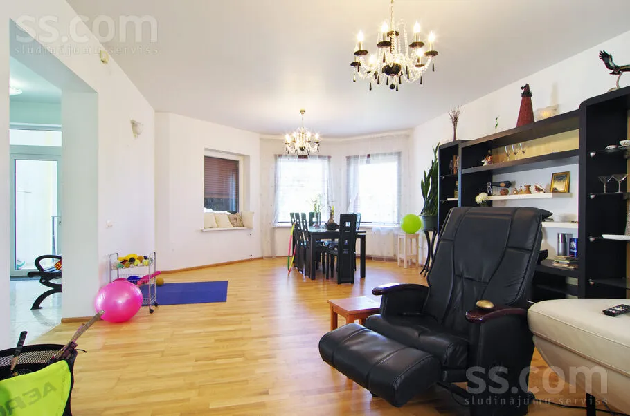 Séjour - Two-Story House with Spa in Dzidriņas