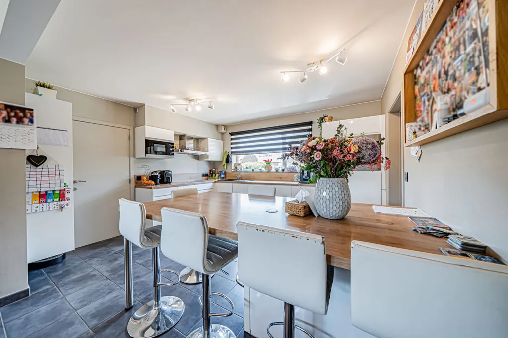 Cucina - House with Pool in Haillot