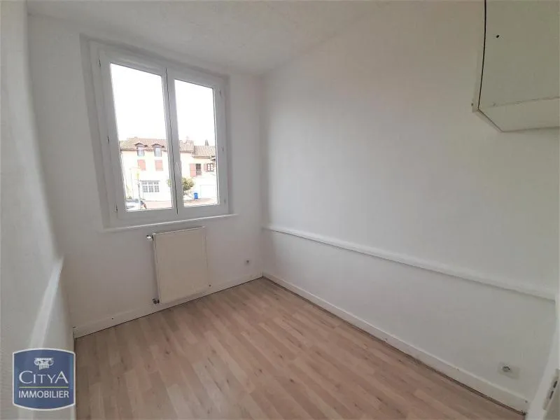 Pièces - Appartement 3 Pièces au Calme au Vigen
