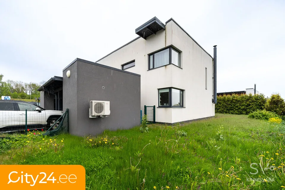 Esterno - Modern Terraced House with Balcony in Pärnamäe