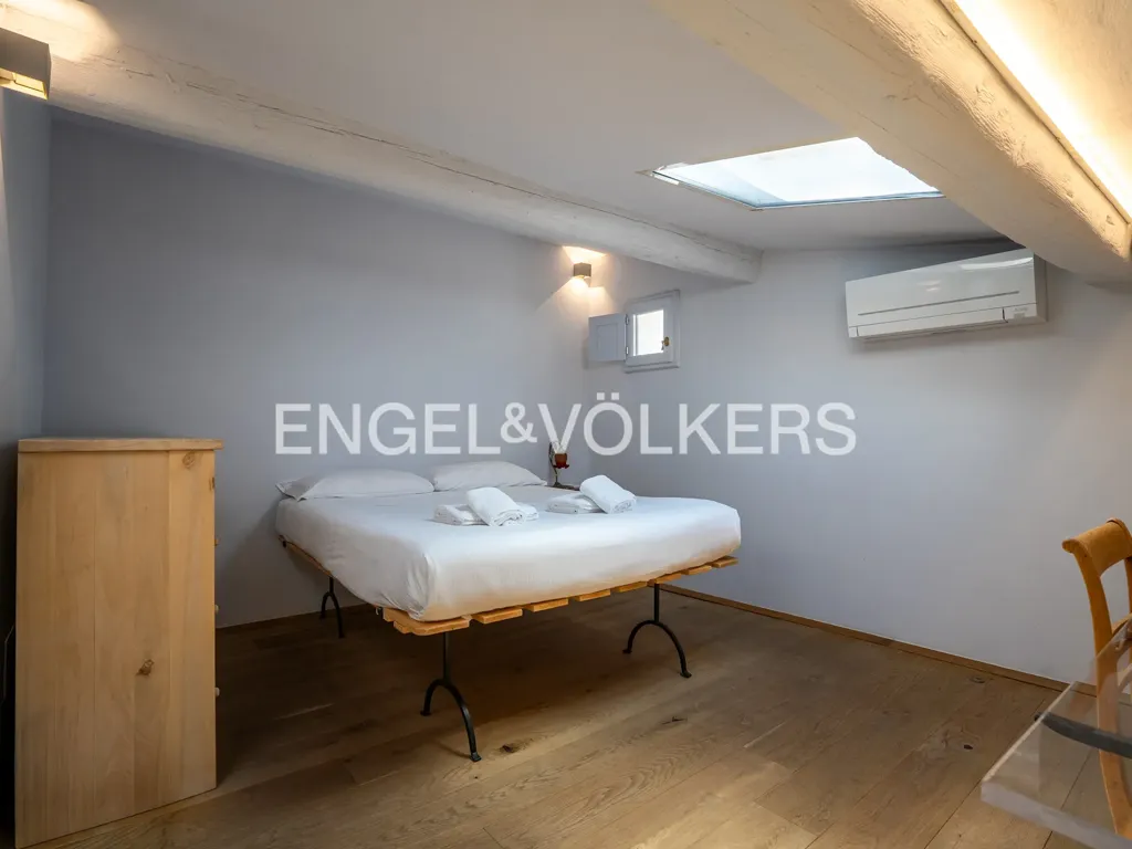 Chambres - Renovated Apartment with Rooftop Views in Florence