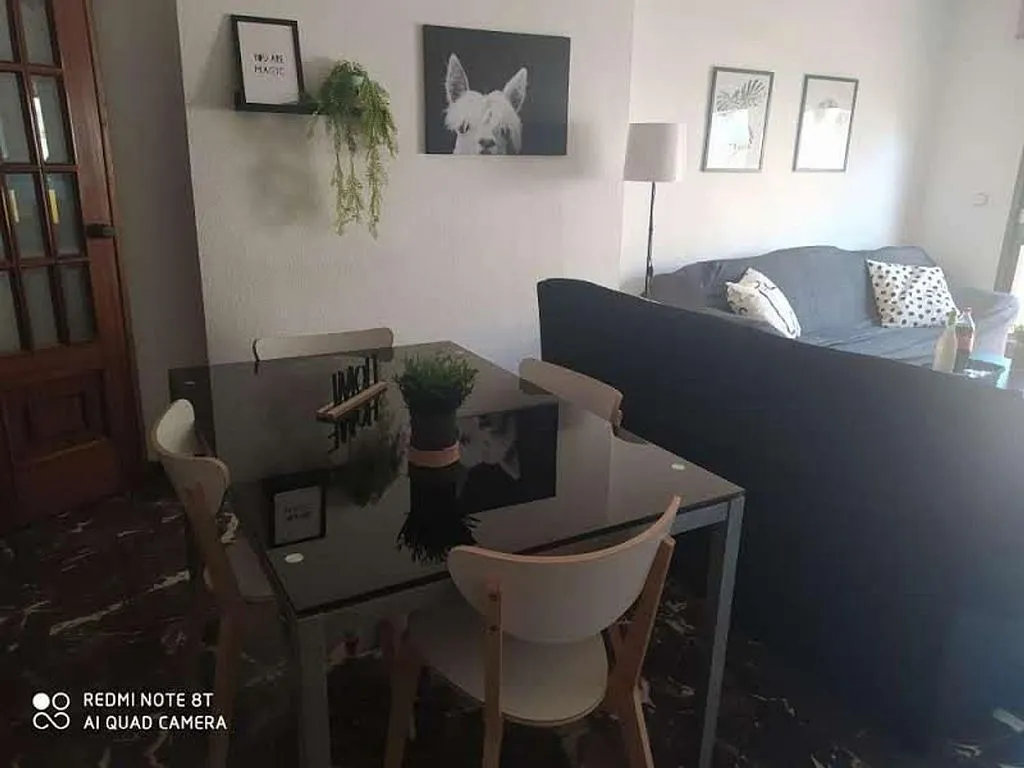 Söögituba - Spacious Apartment with Pool in Pajaritos, Granada