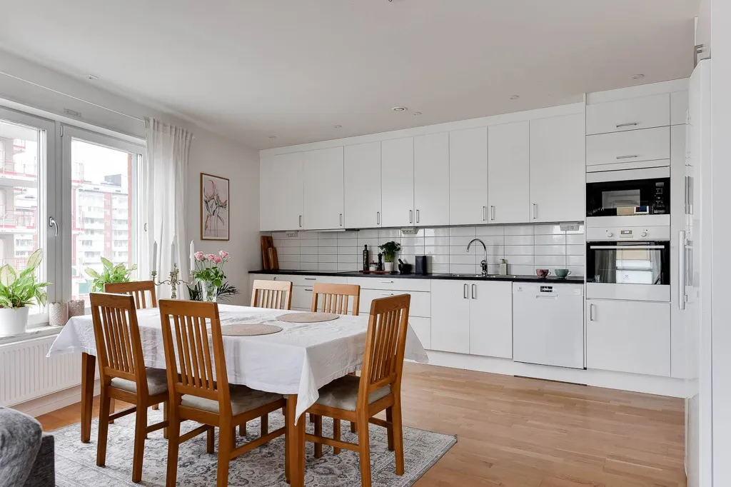 Sala da pranzo - Apartment with Balcony in Umeå