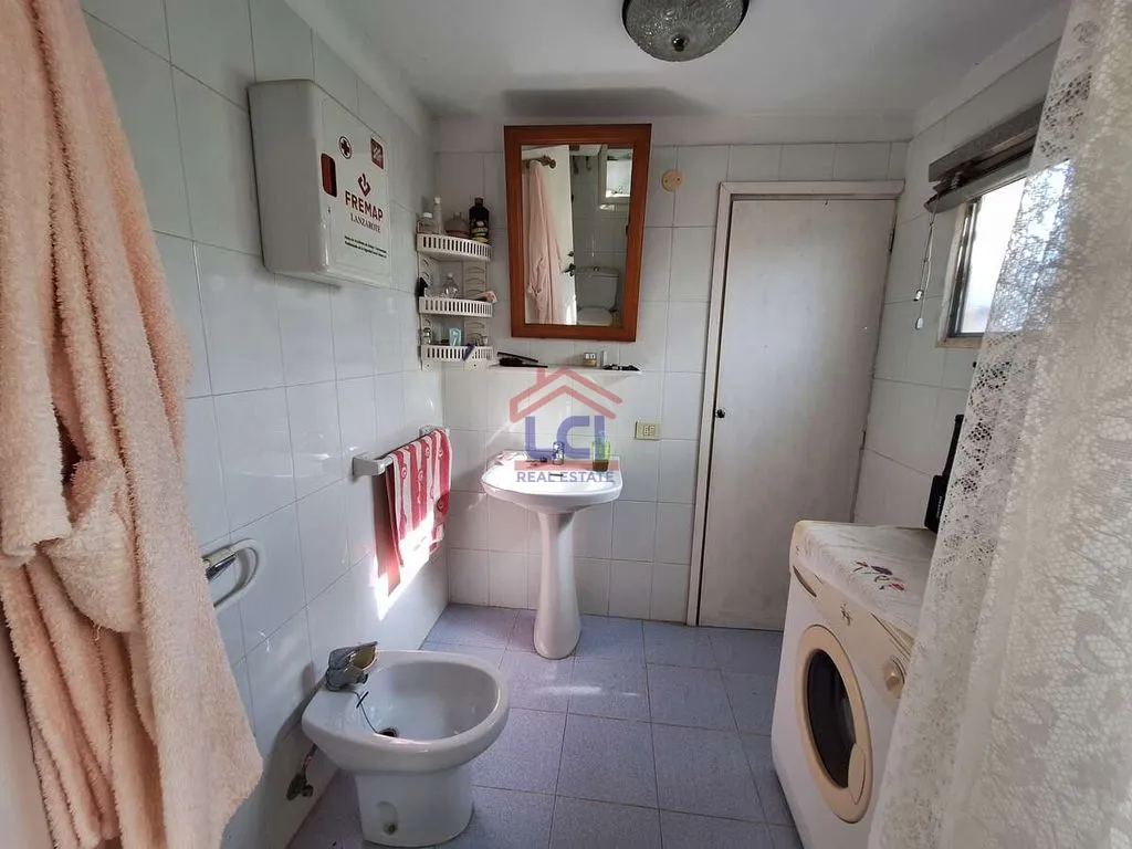 Salles de bain - Rustic Land with Pool in Haría, Canary Islands