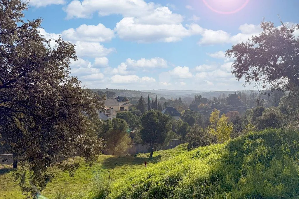 Building Land with Views in Torrelodones