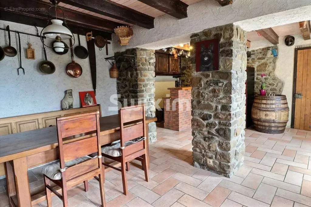 Söögituba - Renovated Farmhouse with Panoramic View in Ballaison