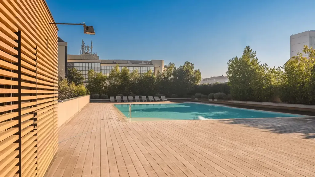 Piscine - Apartment with City View and Pool in Milan