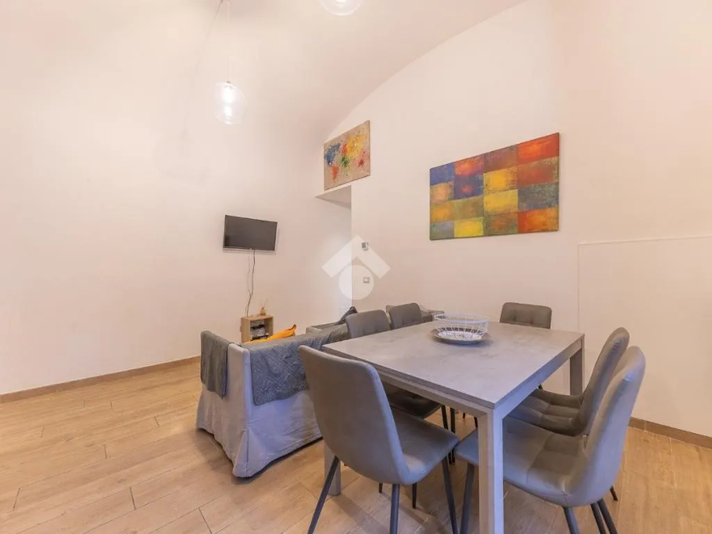 Salle à manger - Elegant 3-Room Apartment in Central Rome