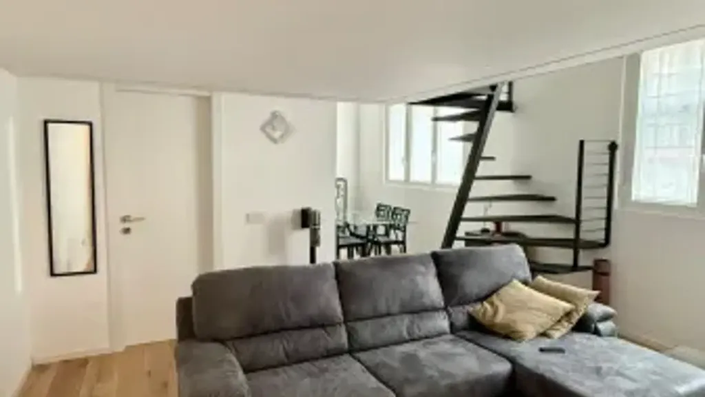 Soggiorno - Retrofitted Loft with Atrium in Milan