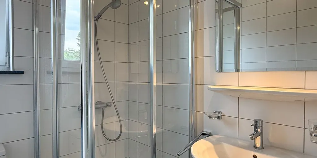 Vannitoad - Modern Flat with Private Garden in Belsele