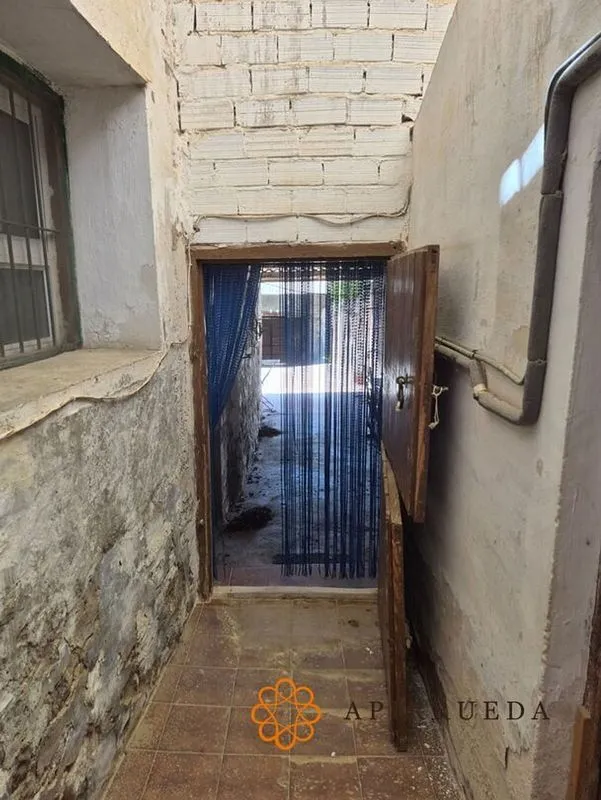 Entrée - Traditional Chalet with Balcón in Alborge