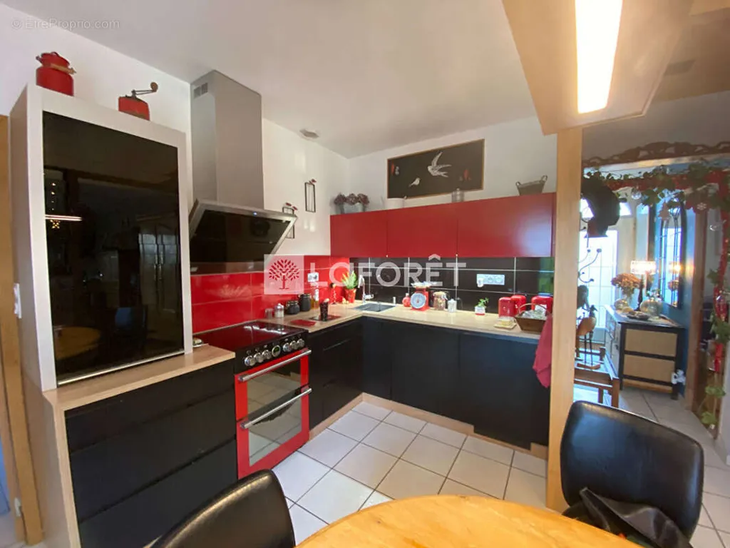 Cuisine - Maison avec Jacuzzi et Vue sur Trieux à Paimpol