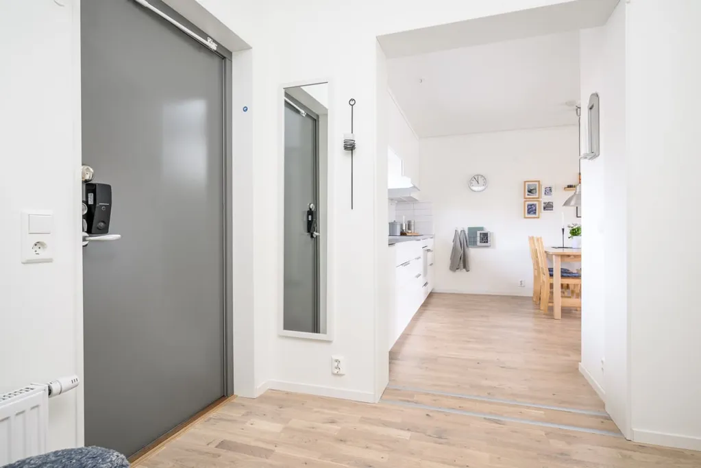 Entrée - Modern Flat with Ljungan View in Kvissleby