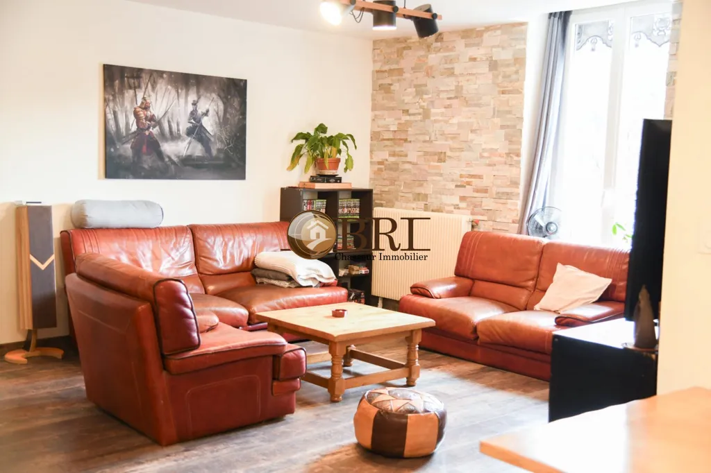 Séjour - Duplex Rénové avec Balcon à Voiron