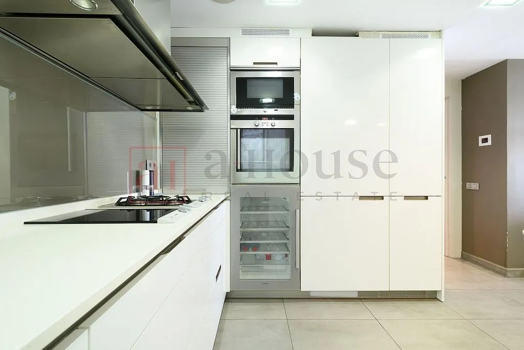 Cuisine - Luxury Apartment with Balcony in L'Antiga Esquerra de l'Eixample