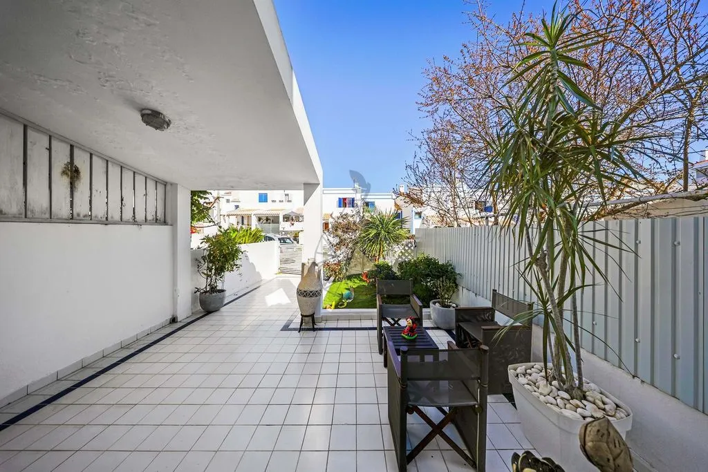 Terrace - 2-Bedroom Villa with Private Garden in Albufeira