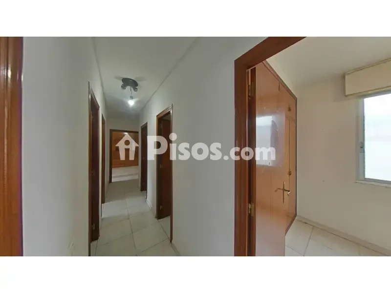 Esik - Apartment with Balcony in Artana