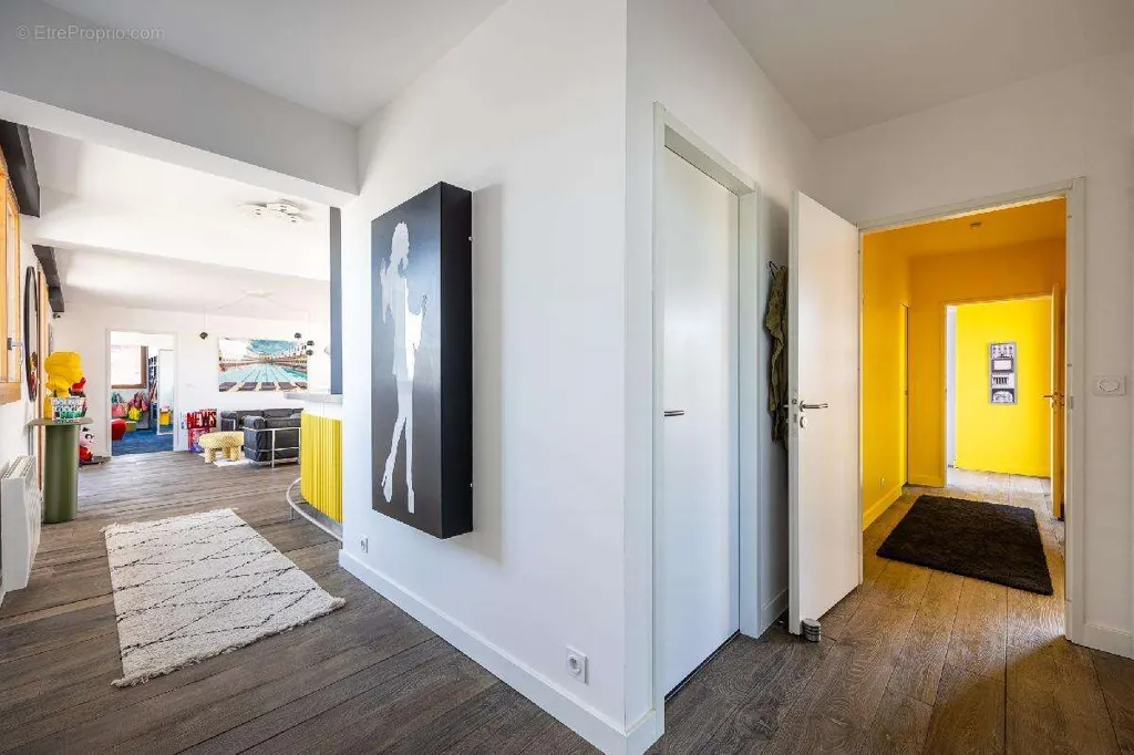 Hallway - Contemporary Penthouse with Terrace in Nantes