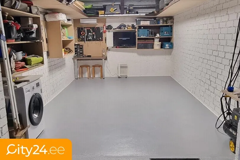 Garage - Renovated Garage with Security in Lasnamäe