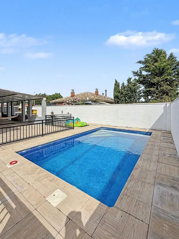 Piscina - Independent House with Pool in Pinseque