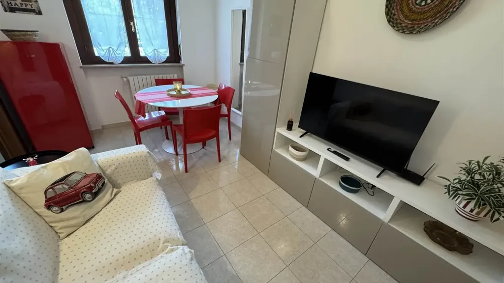 Séjour - 2-Bedroom Apartment with Balcony in Milan