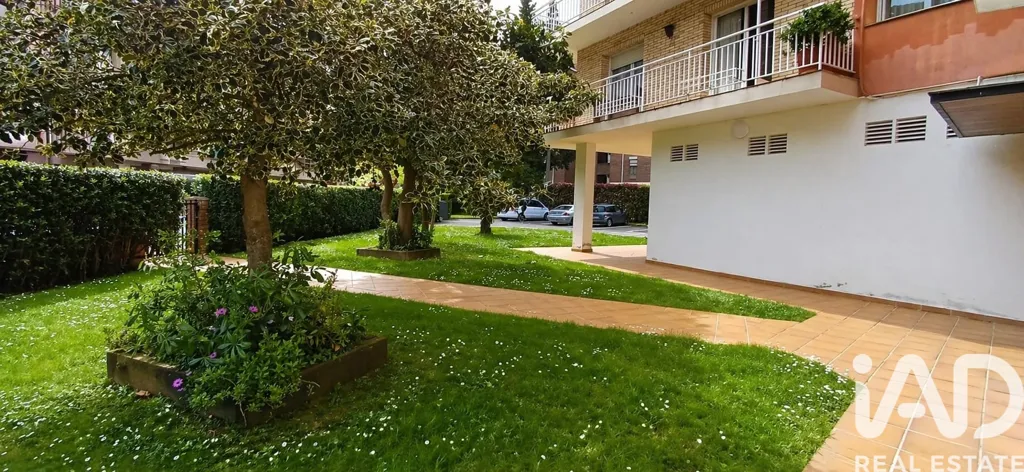 Aed - Apartment with Balcony in Castro