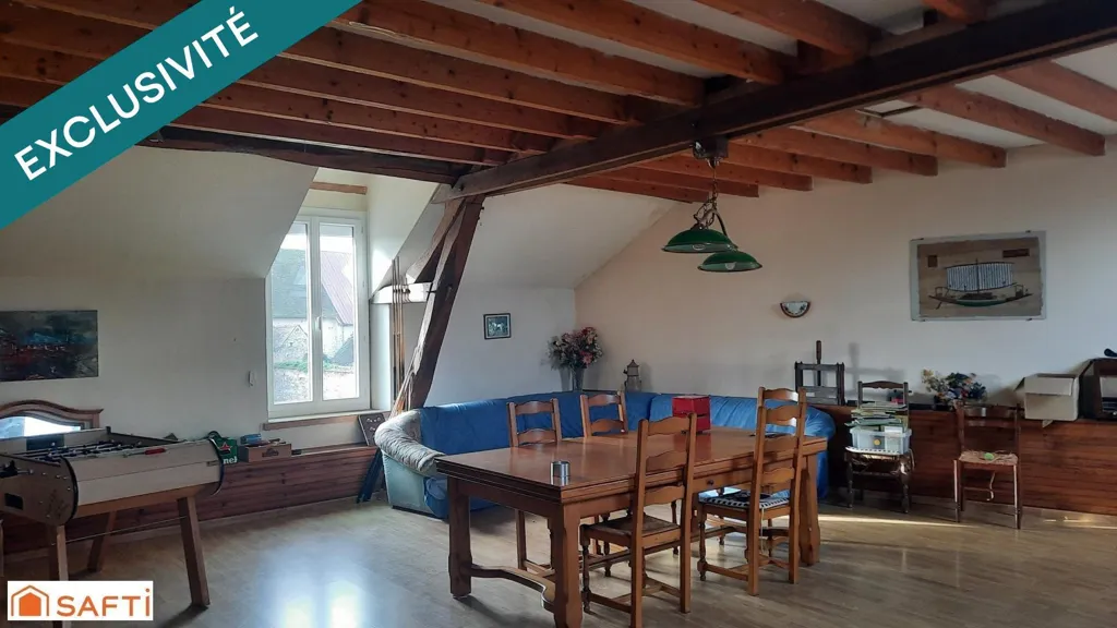Salle à manger - Maison de 9 Pièces avec Jardin à Piffonds