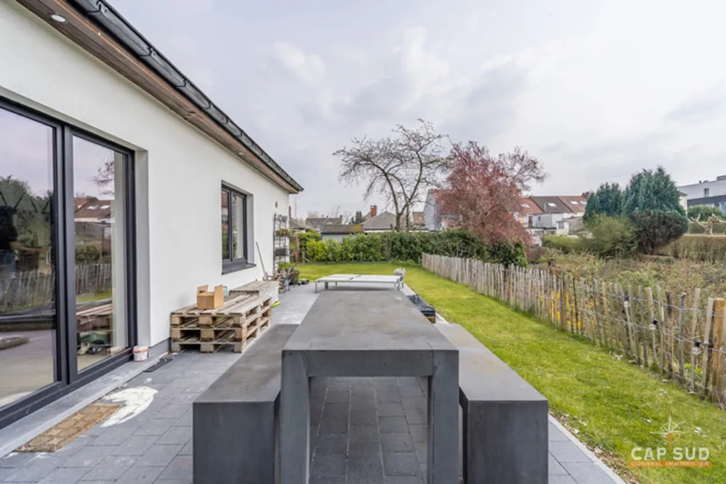 Terrace - Bright House with South Terrace in Waterloo