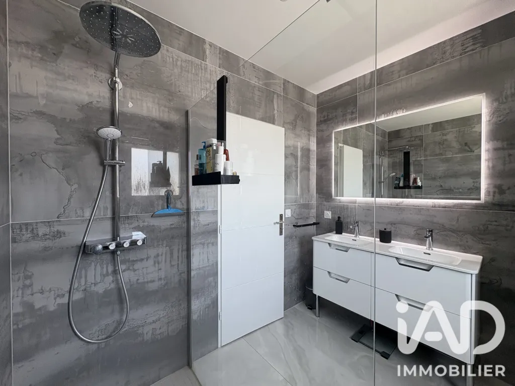 Bagni - Architectural House with Pool in Carbon-Blanc