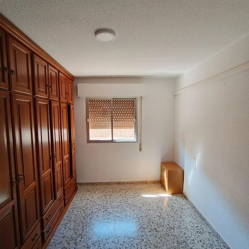 Toad - 3-Bedroom Flat with Terrace in Pulianas