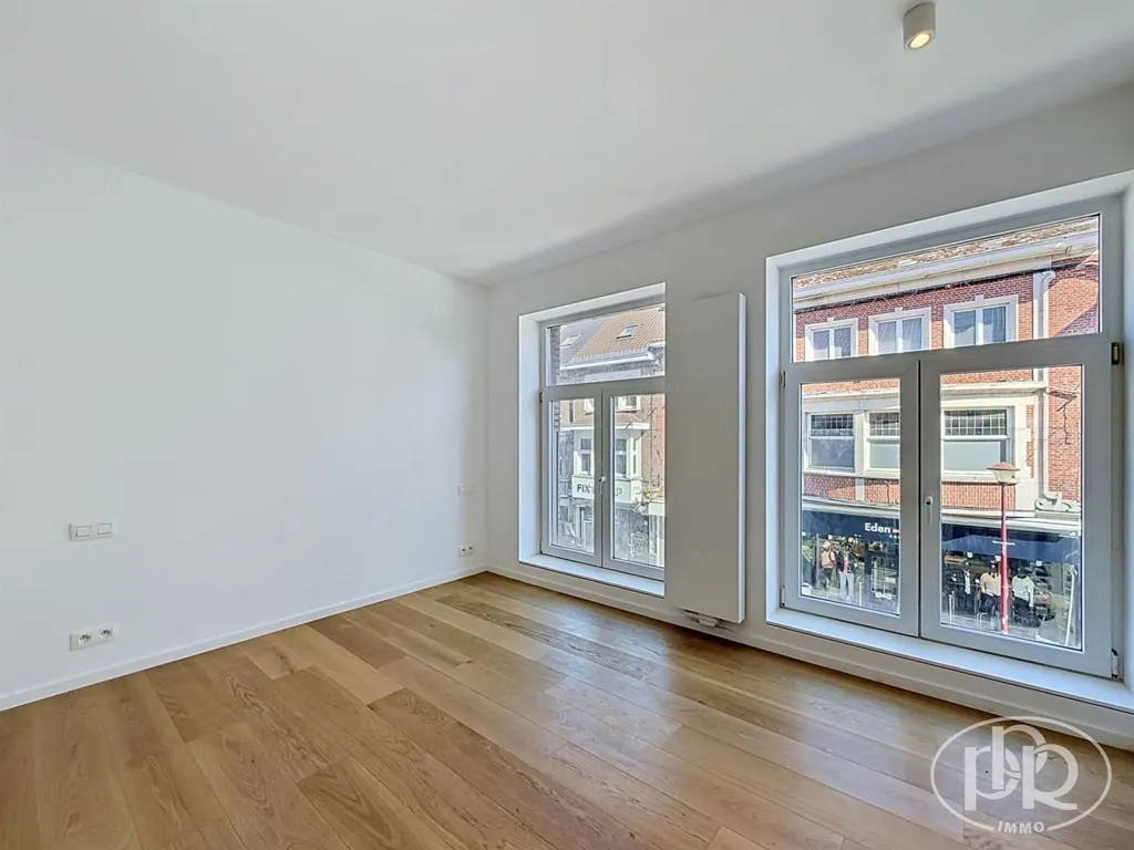 Toad - Modern Apartment with Terrace in City Centre