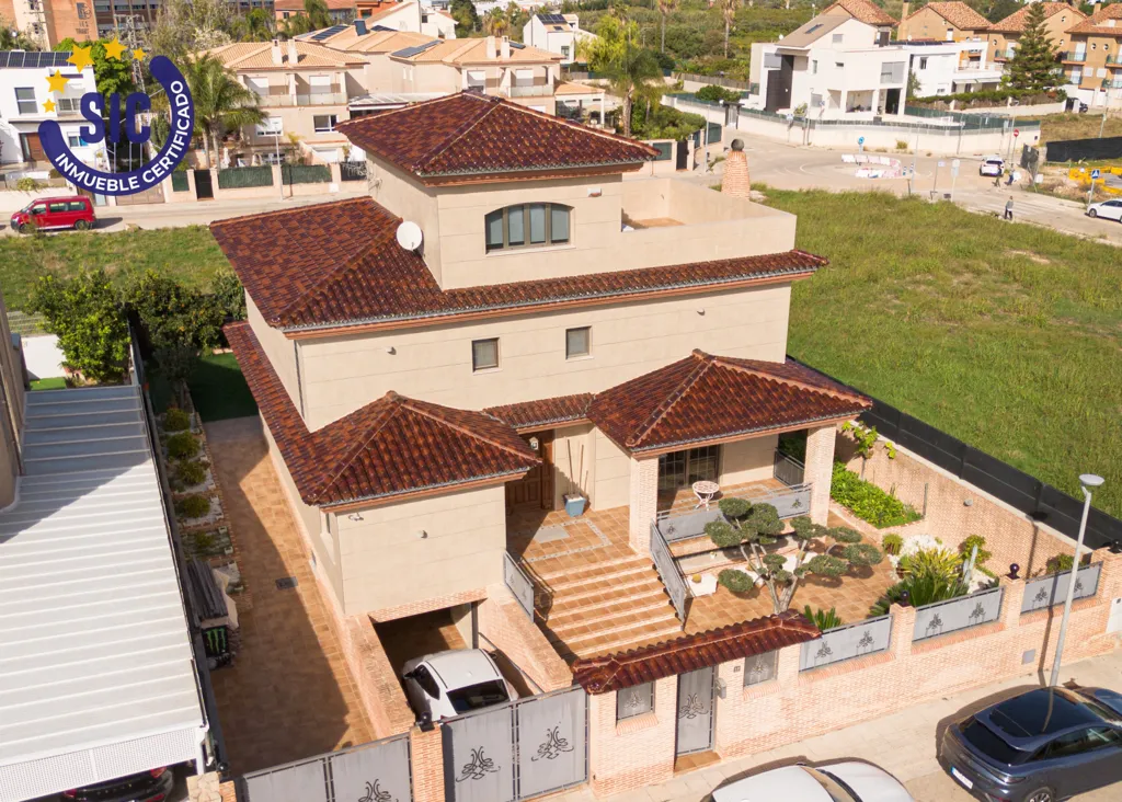 Vue aérienne - Independent House with Pool in Gandia