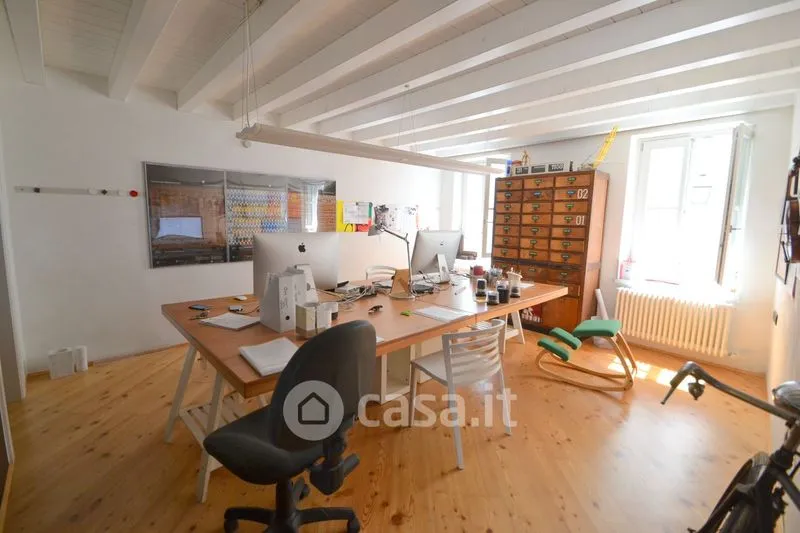 Bureau - Rustic House with Private Garden in Spilimbergo