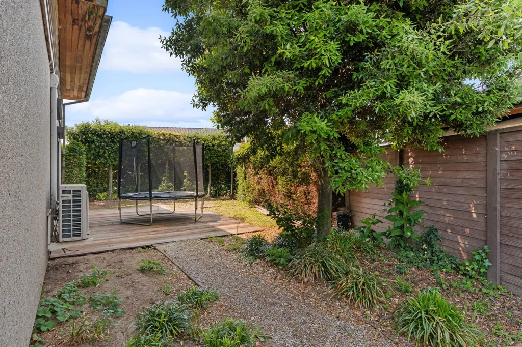 Aed - Villa with Pool in Zelzate