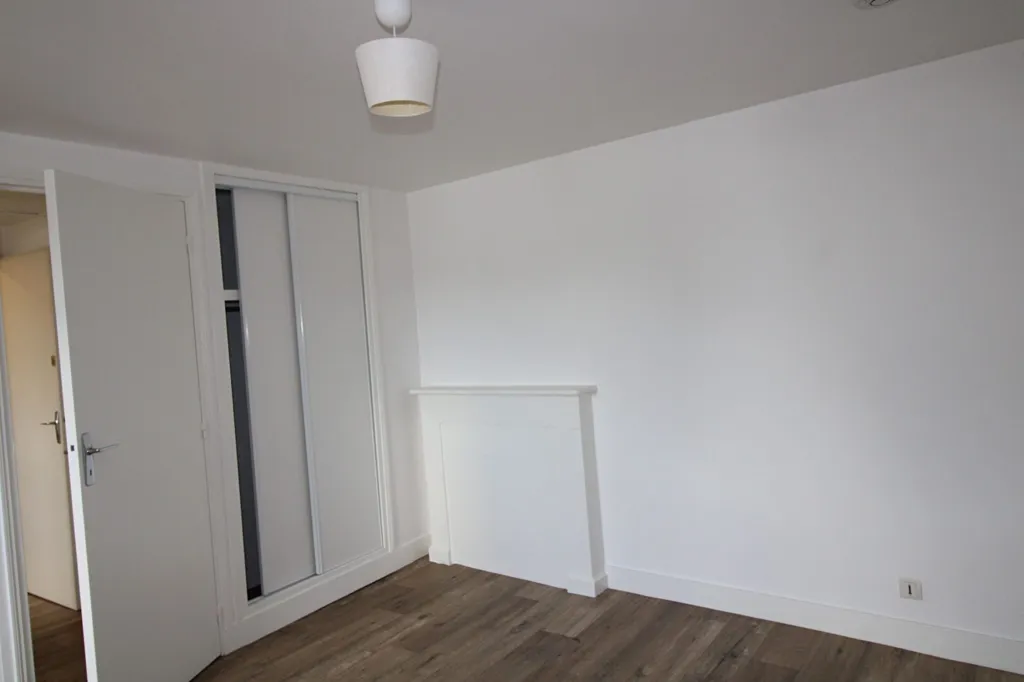 Toad - Studio with Kitchenette in St Brieuc
