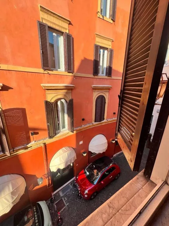 Rõdu - Luxury Flat with Historic Views in Rome