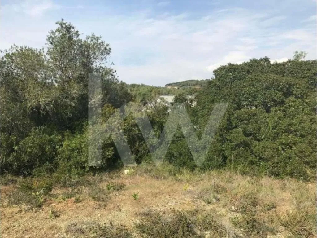 Aed - Rustic Land with Mountain Views in Sintra