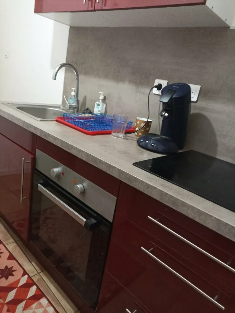 Köök - Sunny Apartment with Garden in City Centre
